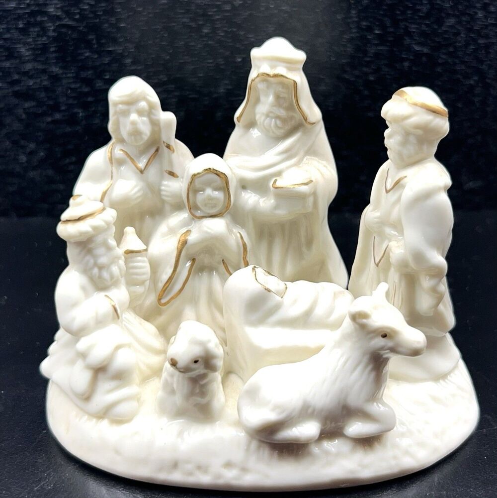 Vtg Nativity Scene/ Birth of our Messiah~ Ceramic Ivory Gold Trim 3.5”x4.5”